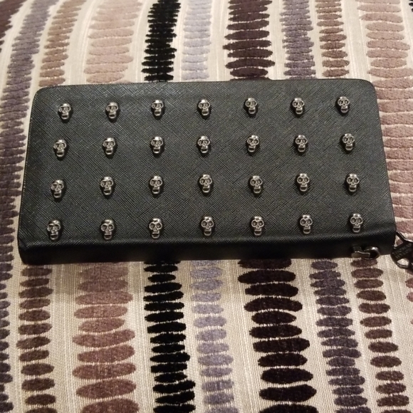 Thomas Wylde Skull Wallet - Picture 2 of 5